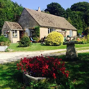  Farm stay Colgate Farm United Kingdom