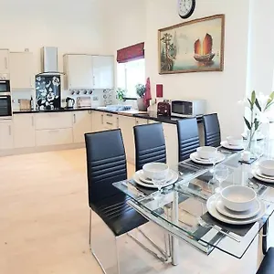  Holiday home Morrison's Haven